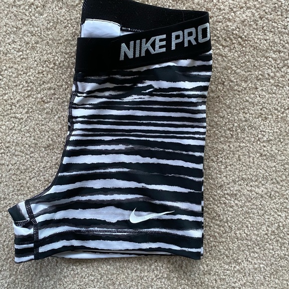 Nike Dri-fit shorts (bundle) - Picture 2 of 7